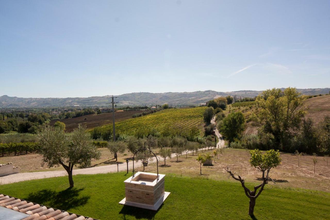 B&B L' Antica Fonte Spinetoli Экстерьер фото
