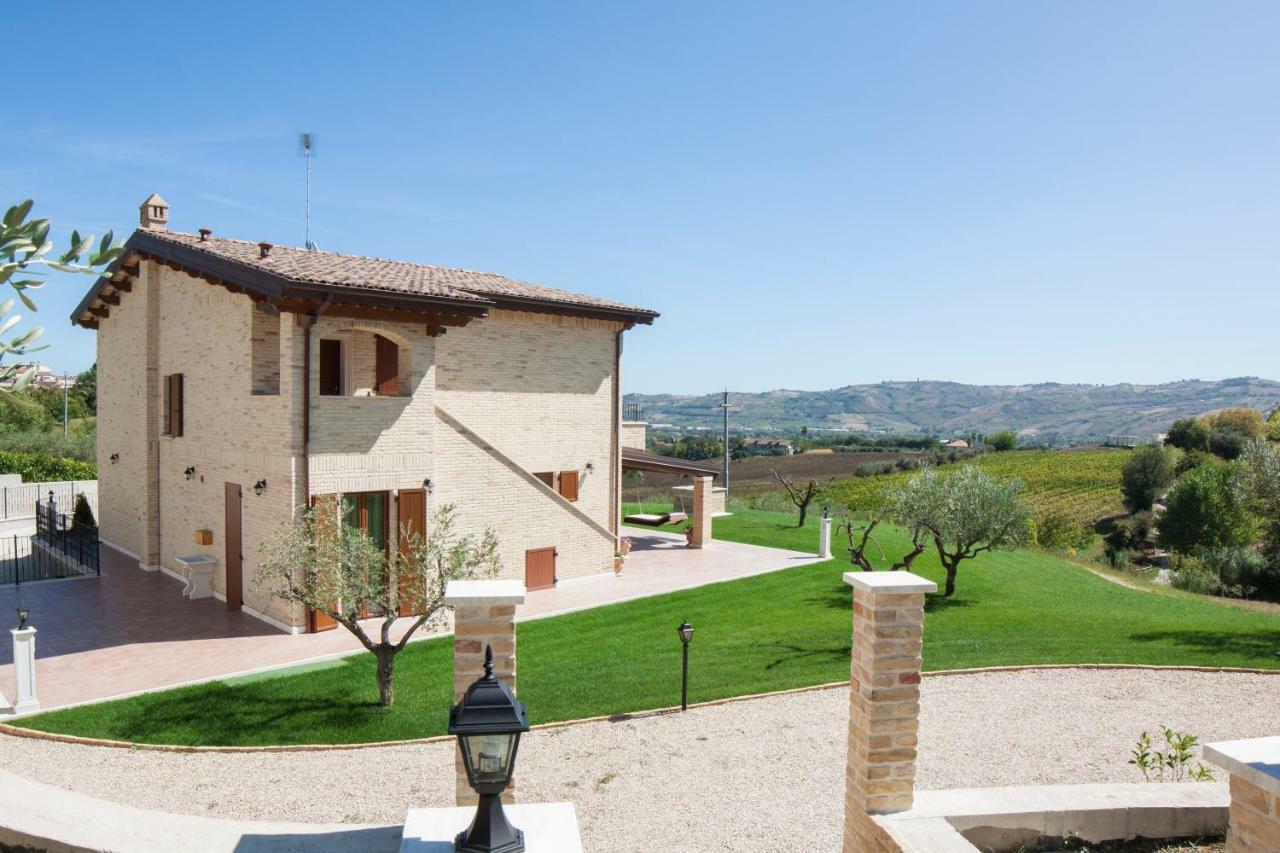 B&B L' Antica Fonte Spinetoli Экстерьер фото