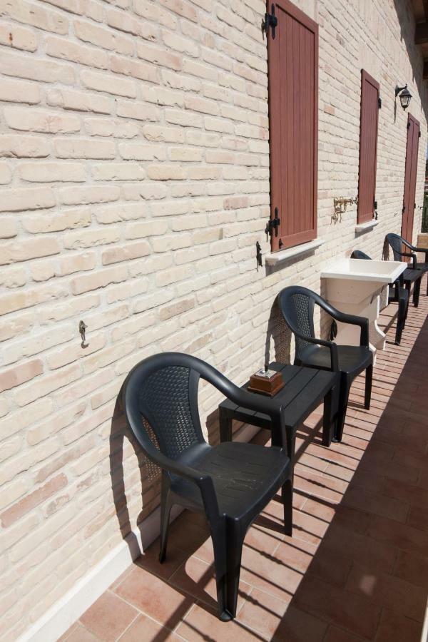 B&B L' Antica Fonte Spinetoli Экстерьер фото